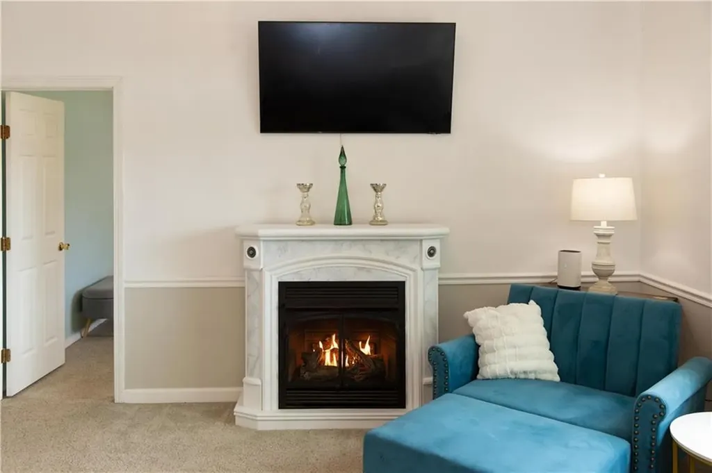 6 Birch Drive Exeter RI 02822