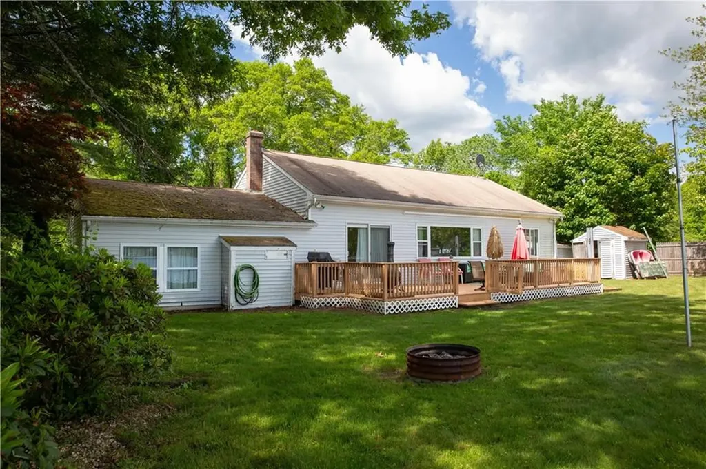 6 Birch Drive Exeter RI 02822