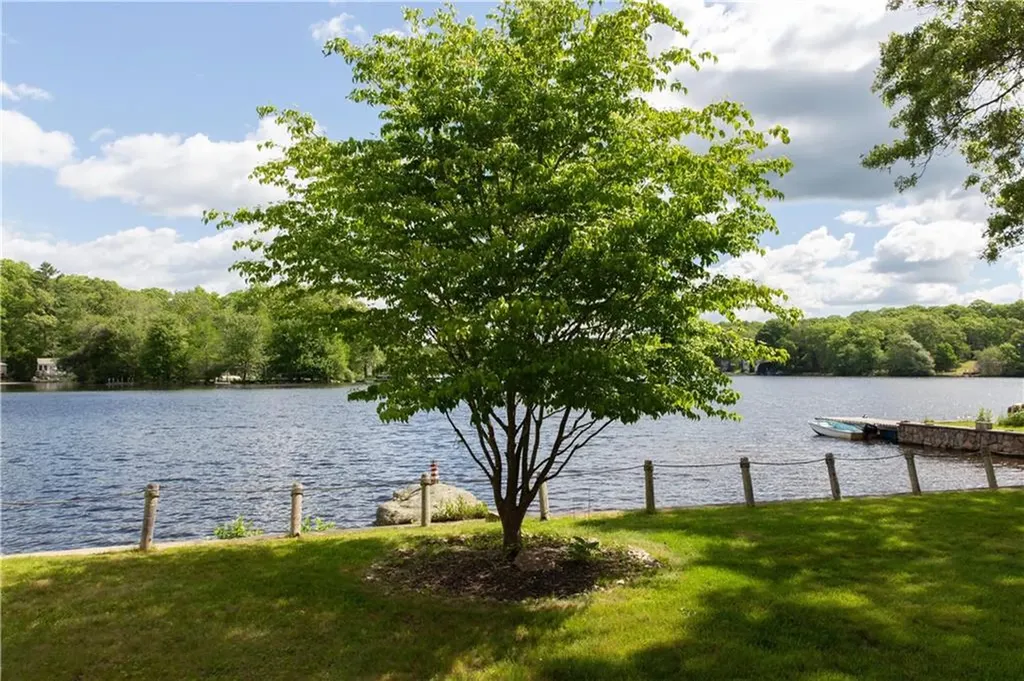 6 Birch Drive Exeter RI 02822