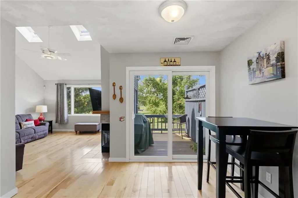 74 Valley Green Court North Providence RI 02904
