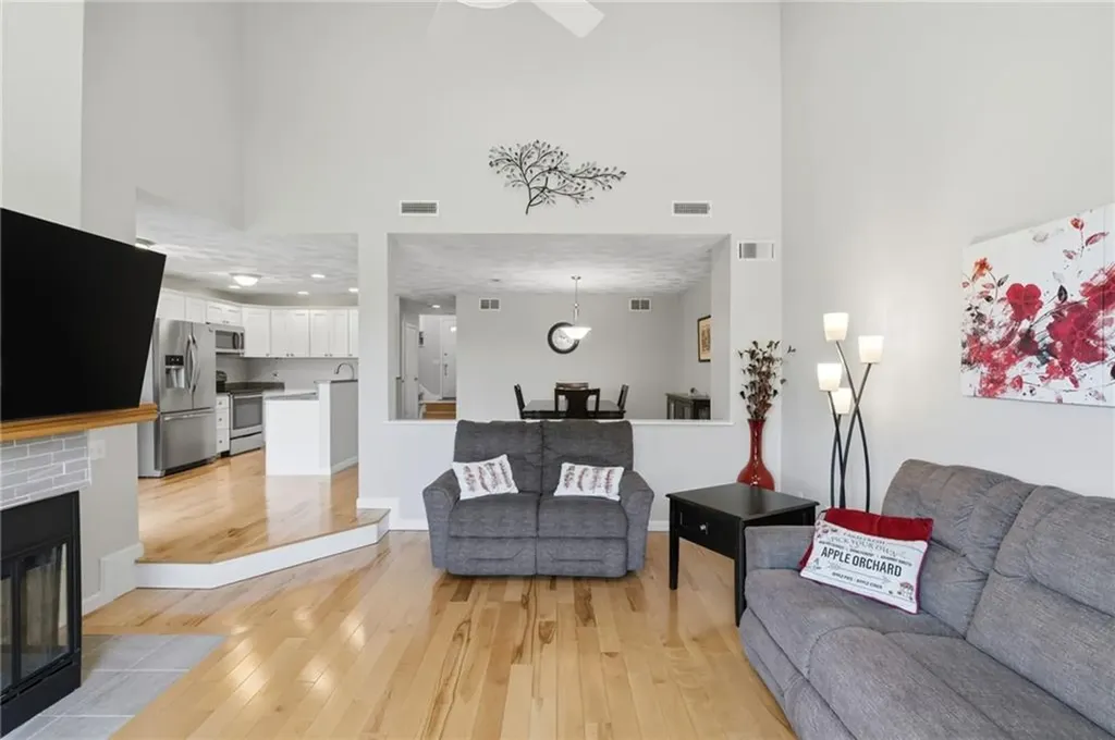 74 Valley Green Court North Providence RI 02904
