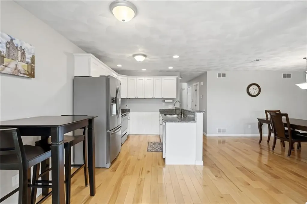 74 Valley Green Court North Providence RI 02904