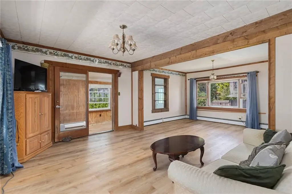 60 Cottage Avenue Portsmouth RI 02871