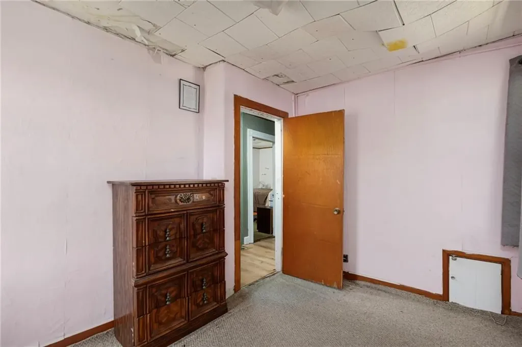 60 Cottage Avenue Portsmouth RI 02871