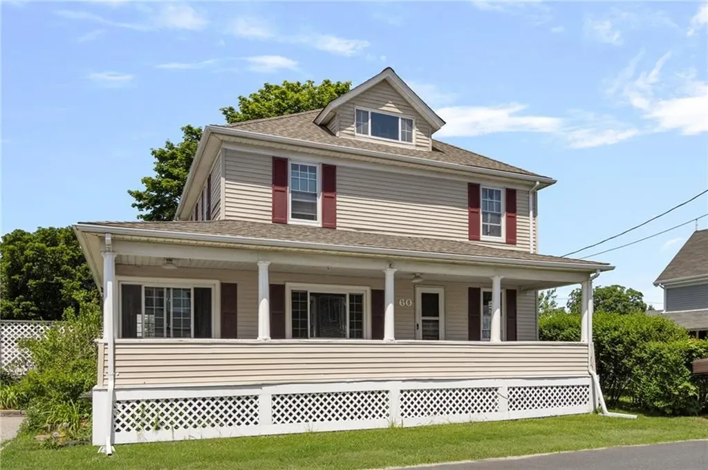 60 Cottage Avenue Portsmouth RI 02871