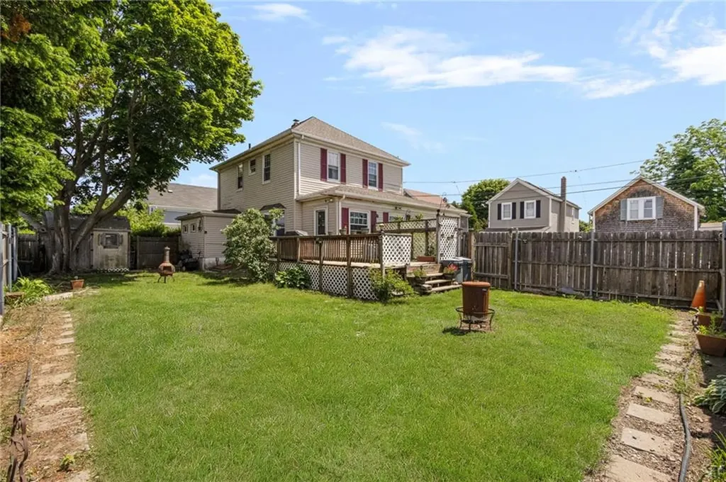 60 Cottage Avenue Portsmouth RI 02871