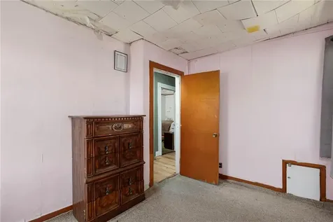 60 Cottage Avenue Portsmouth RI 02871