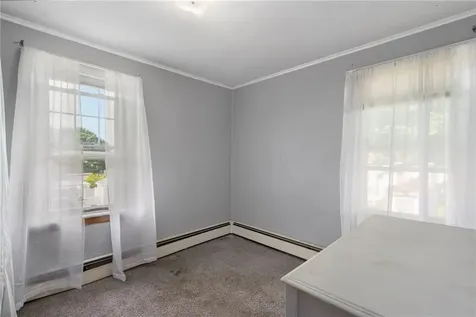 60 Cottage Avenue Portsmouth RI 02871