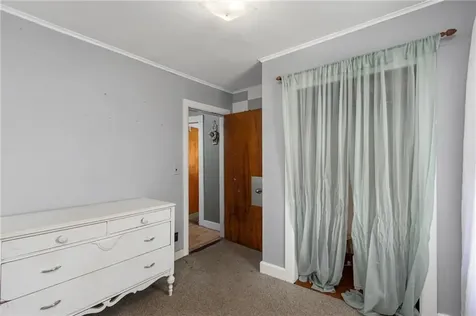 60 Cottage Avenue Portsmouth RI 02871