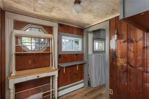 60 Cottage Avenue Portsmouth RI 02871