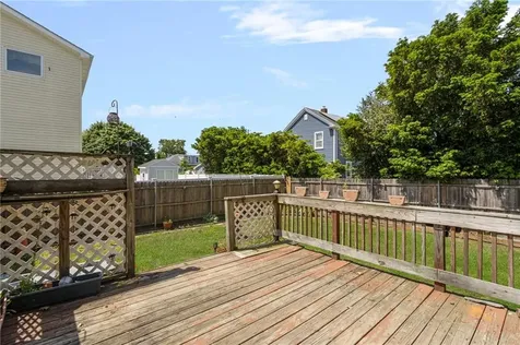 60 Cottage Avenue Portsmouth RI 02871