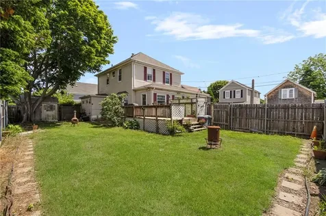 60 Cottage Avenue Portsmouth RI 02871