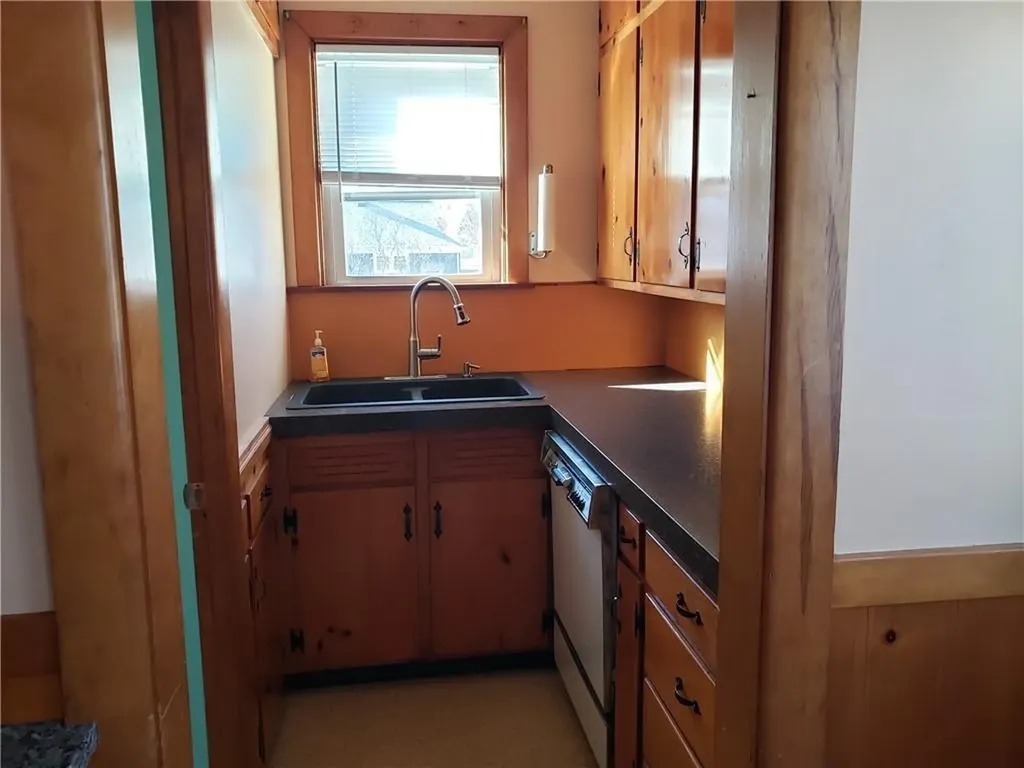 40 East Barrows Street Cumberland RI 02864