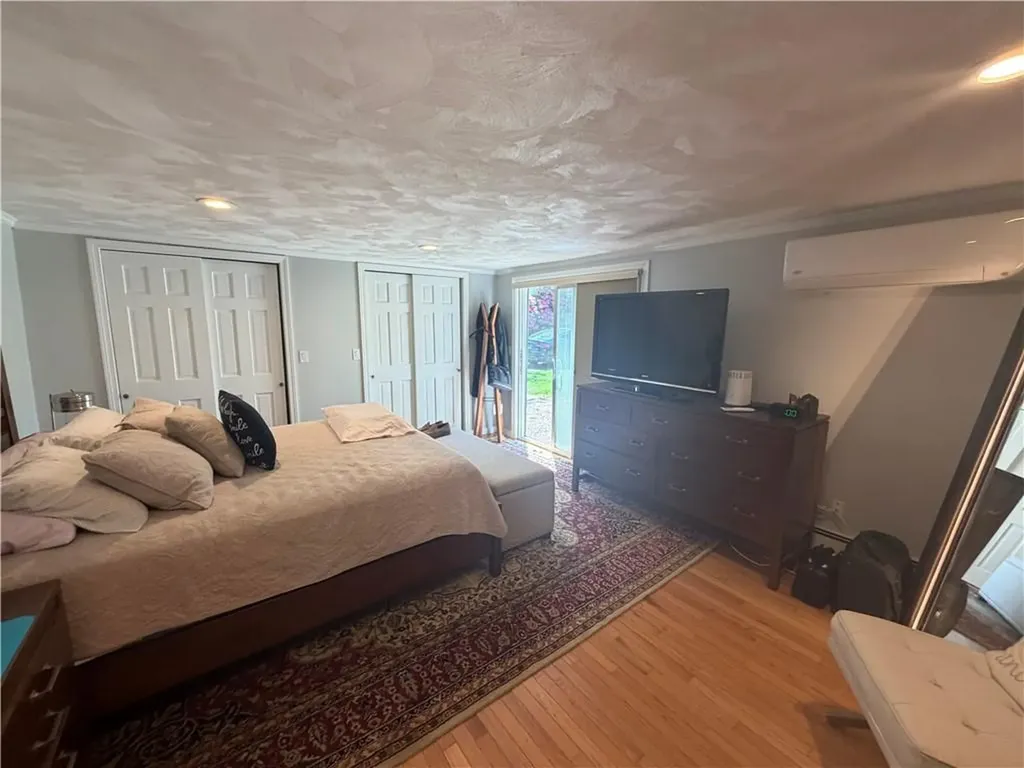 36 Pettaquamscutt Lake Road Narragansett RI 02874