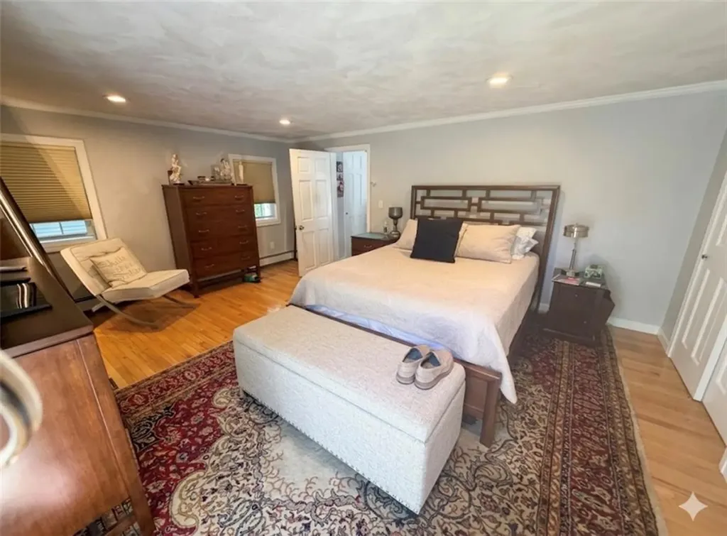 36 Pettaquamscutt Lake Road Narragansett RI 02874