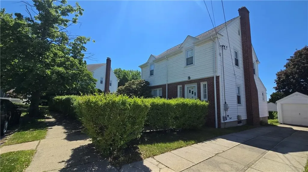 63 La Salle Drive Providence RI 02908