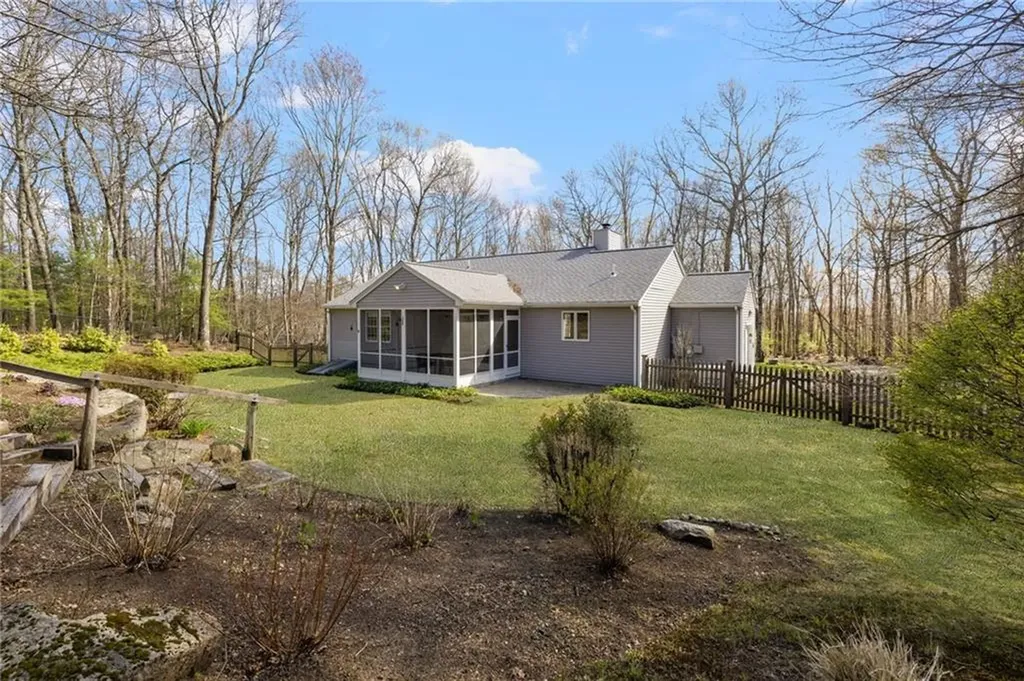 46 Stubble Brook Road West Greenwich RI 02817