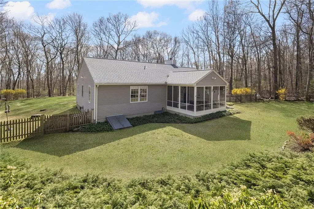 46 Stubble Brook Road West Greenwich RI 02817