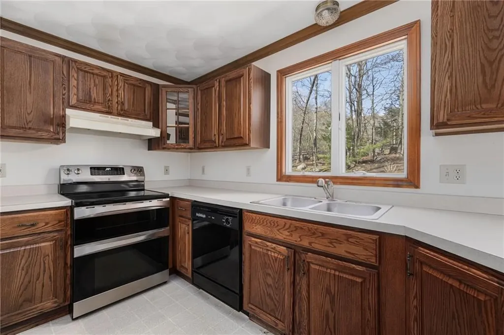 46 Stubble Brook Road West Greenwich RI 02817