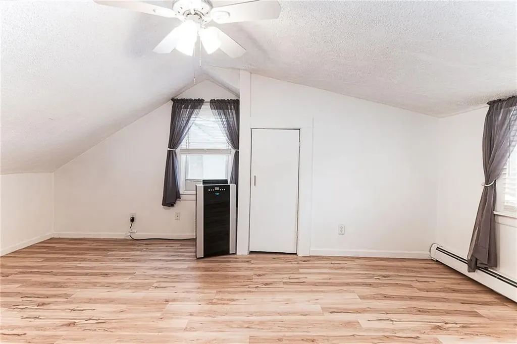 390 Nausauket Road Warwick RI 02886