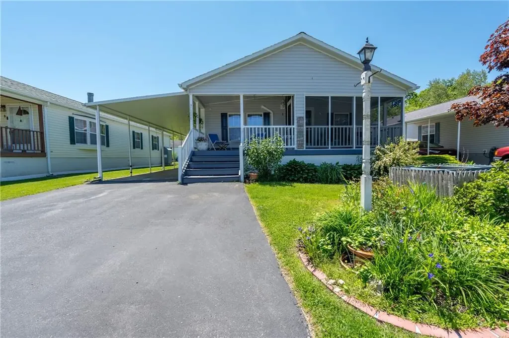 3 Blackbird Street Tiverton RI 02878