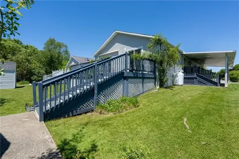 3 Blackbird Street Tiverton RI 02878