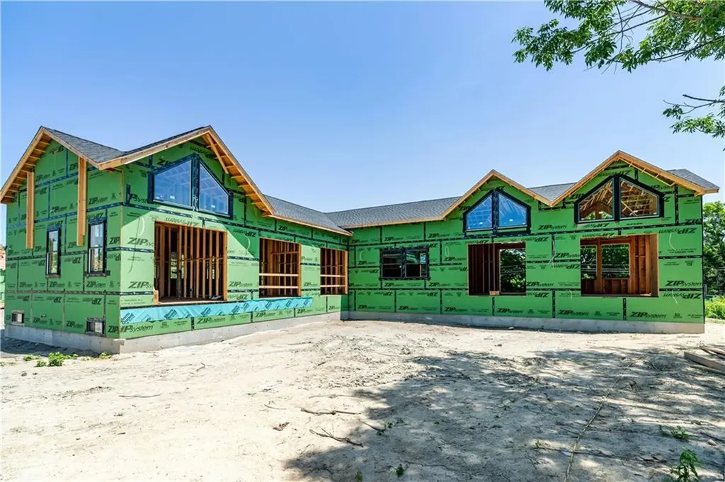 1493 Pippin Orchard Road Cranston RI 02921