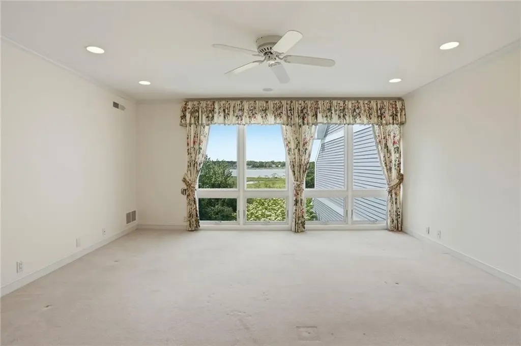 2 Bagy Wrinkle Cove Warren RI 02885