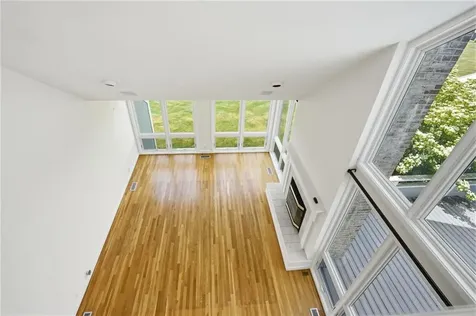 2 Bagy Wrinkle Cove Warren RI 02885