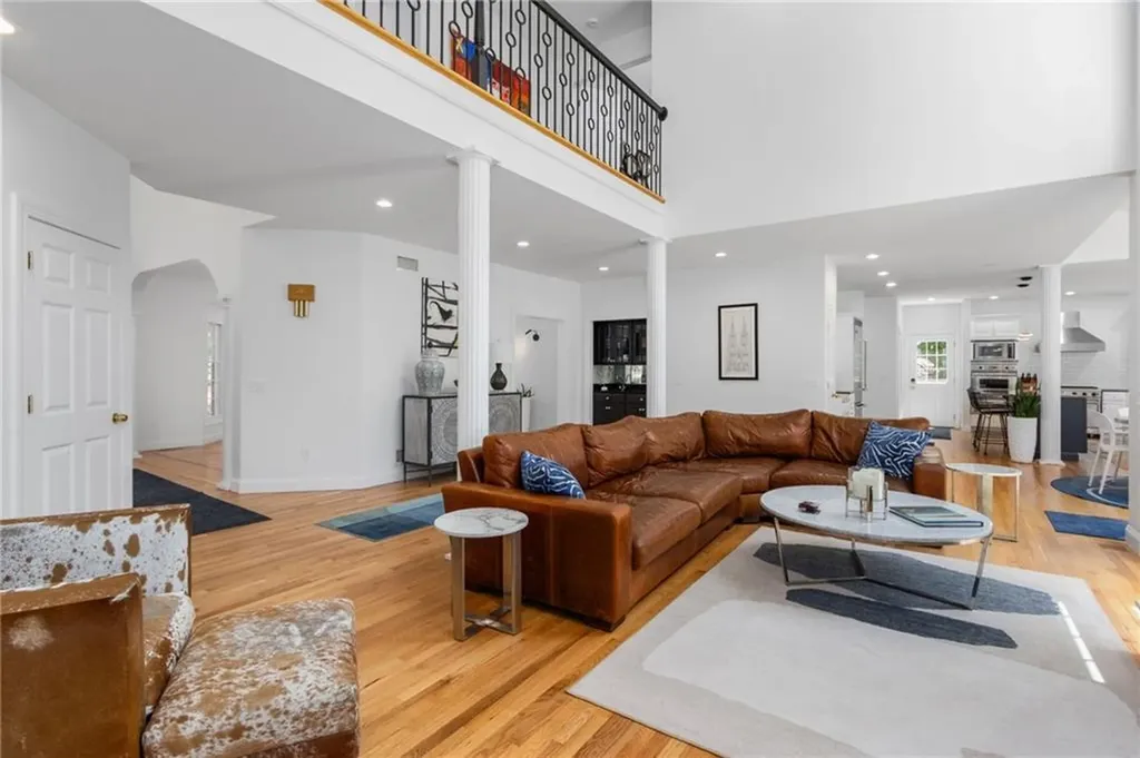 19 Cassandra Lane North Kingstown RI 02852