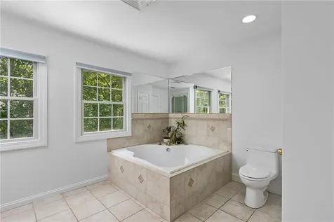 19 Cassandra Lane North Kingstown RI 02852