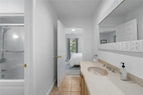 19 Cassandra Lane North Kingstown RI 02852