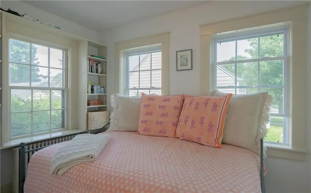 122 Ruggles Avenue Newport RI 02840
