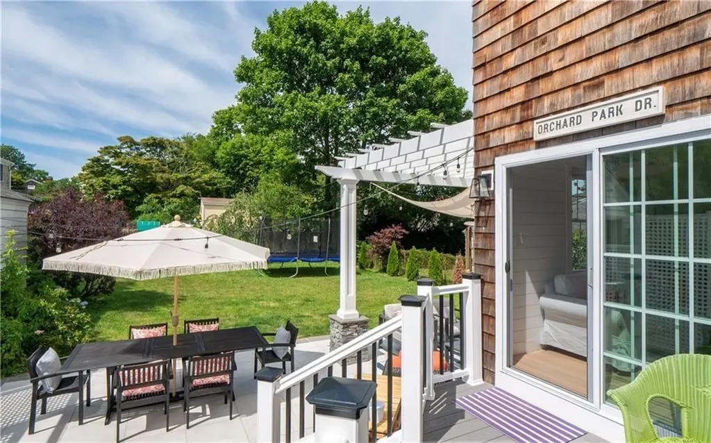 122 Ruggles Avenue Newport RI 02840