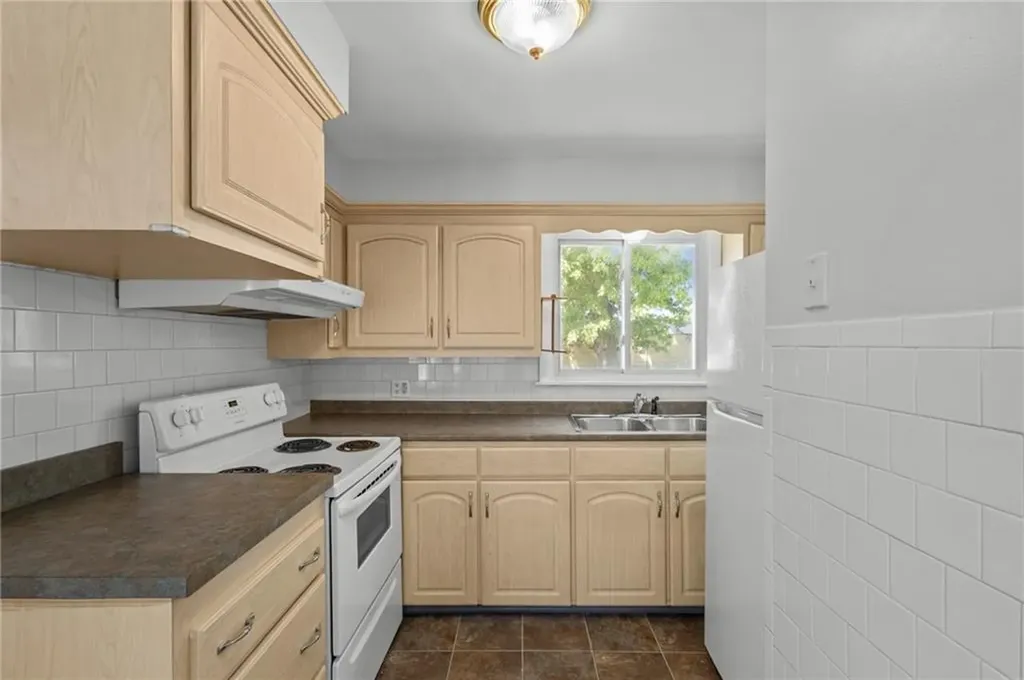 9 Gardner Avenue Cranston RI 02910