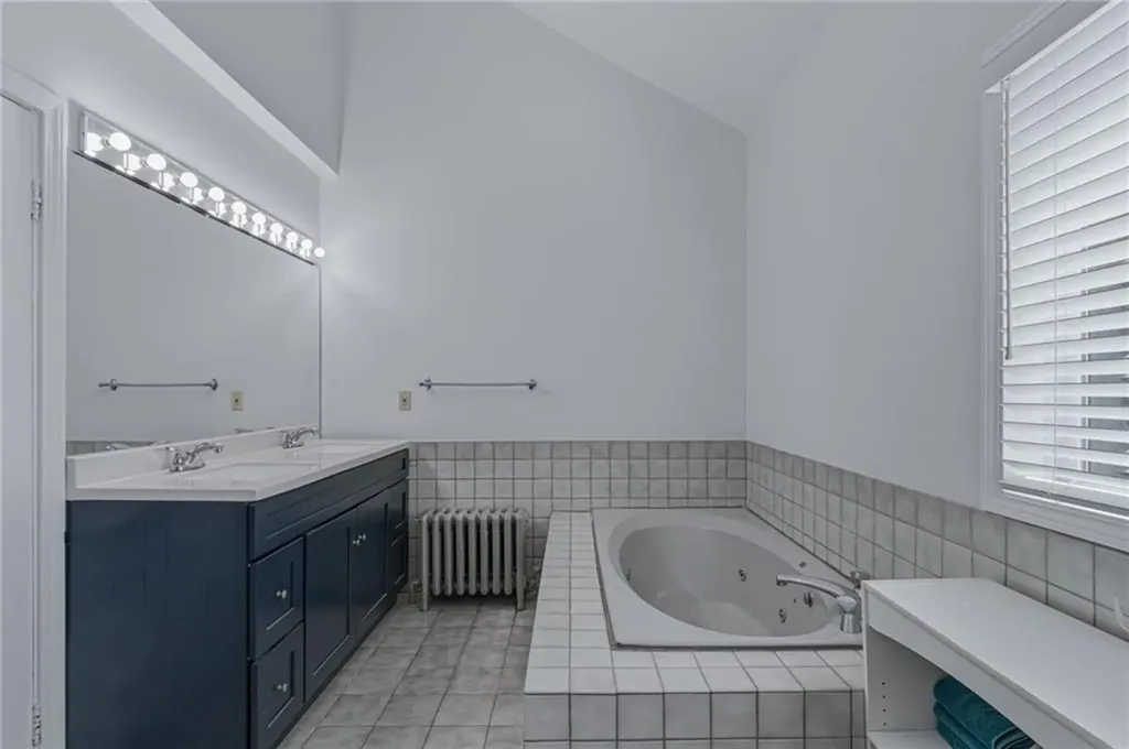 1175 Lonsdale Avenue Lincoln RI 02865