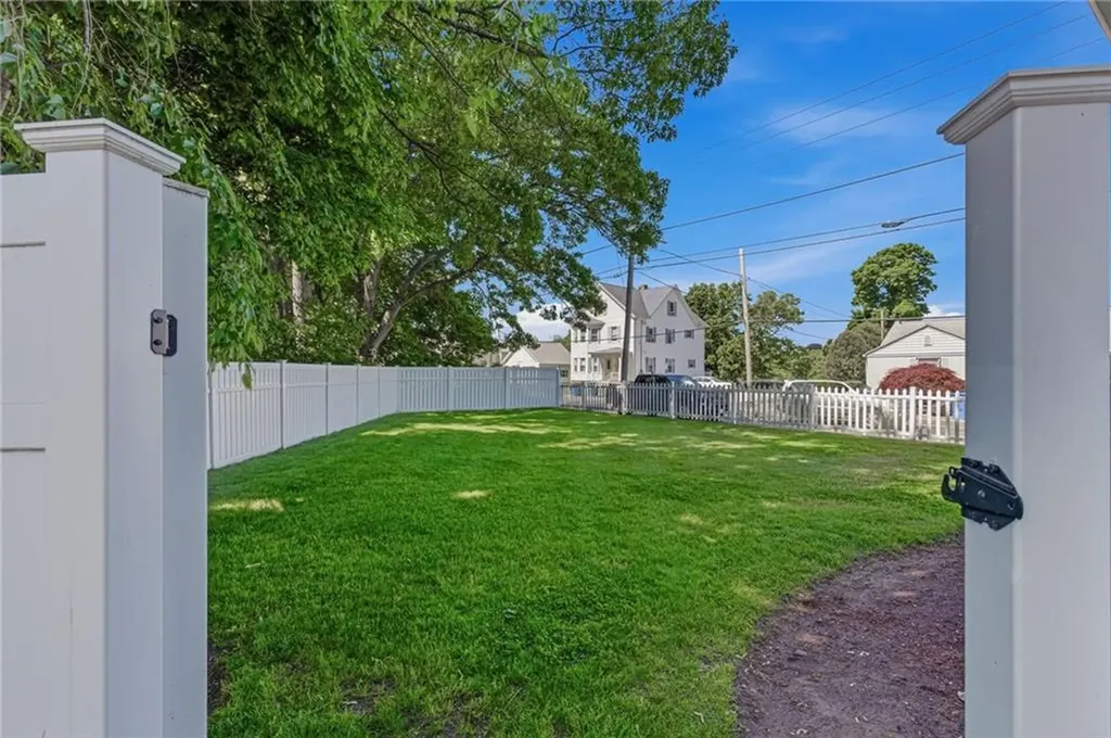 1175 Lonsdale Avenue Lincoln RI 02865