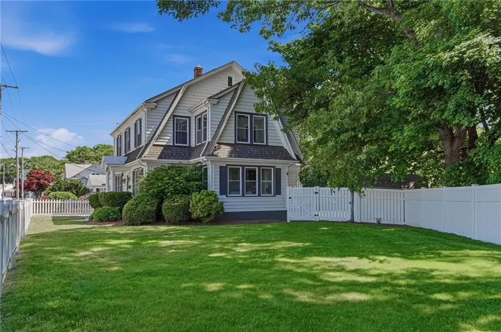 1175 Lonsdale Avenue Lincoln RI 02865