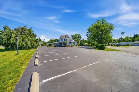 982 Warwick Avenue Warwick RI 02888