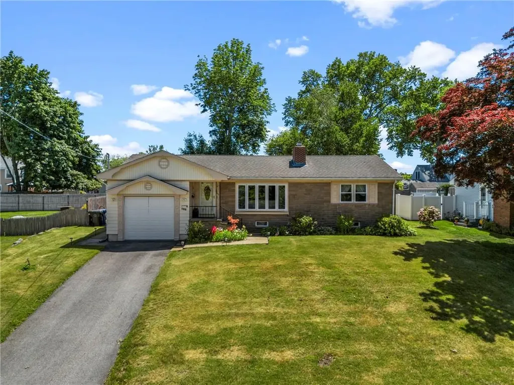 105 Walmer Avenue East Providence RI 02914