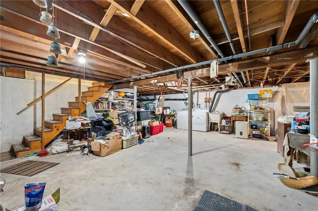 105 Walmer Avenue East Providence RI 02914
