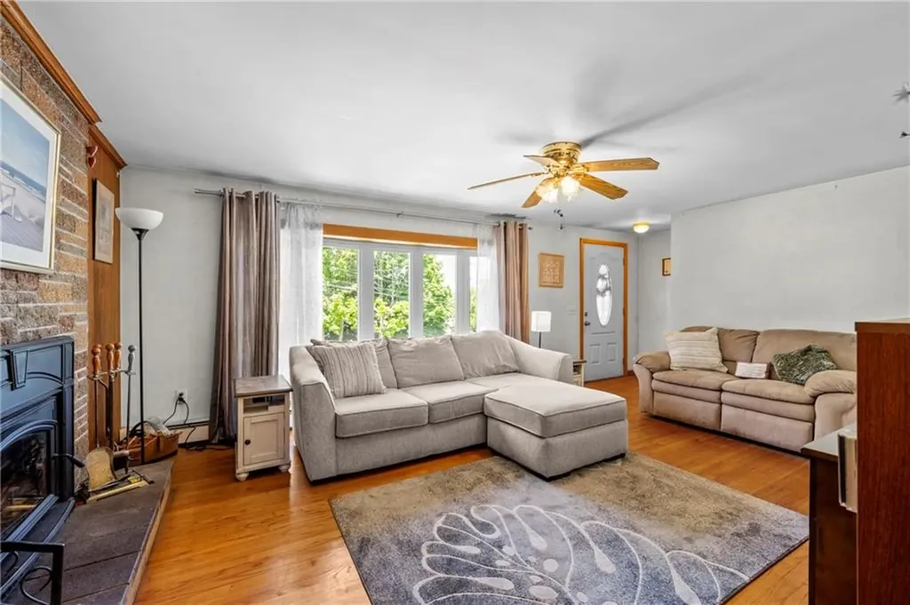 105 Walmer Avenue East Providence RI 02914