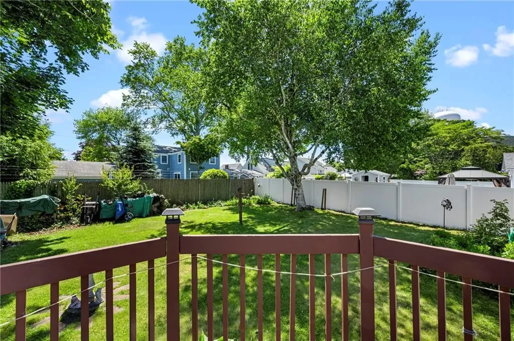 105 Walmer Avenue East Providence RI 02914
