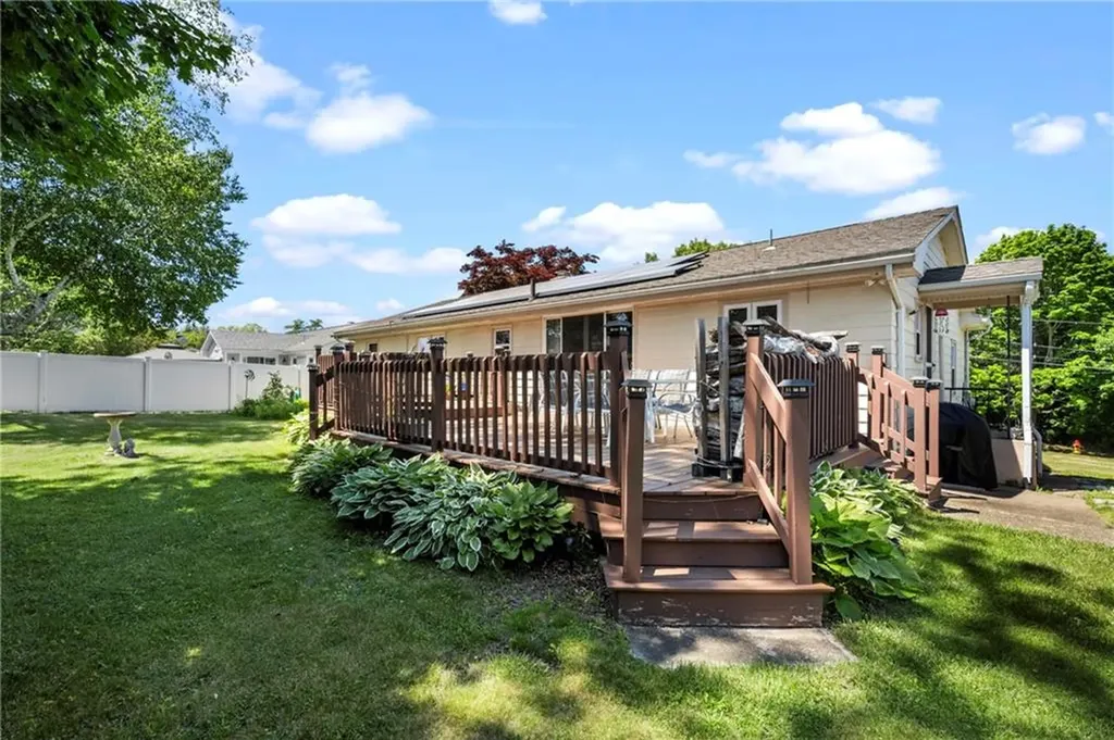 105 Walmer Avenue East Providence RI 02914