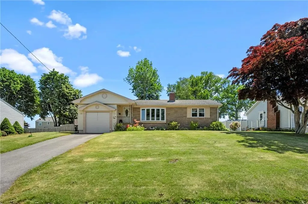 105 Walmer Avenue East Providence RI 02914