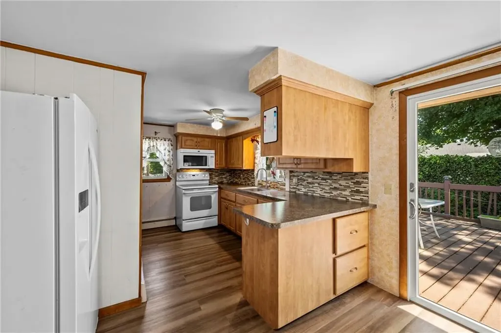 105 Walmer Avenue East Providence RI 02914