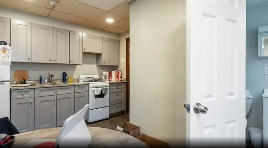391 Waterman Avenue East Providence RI 02914