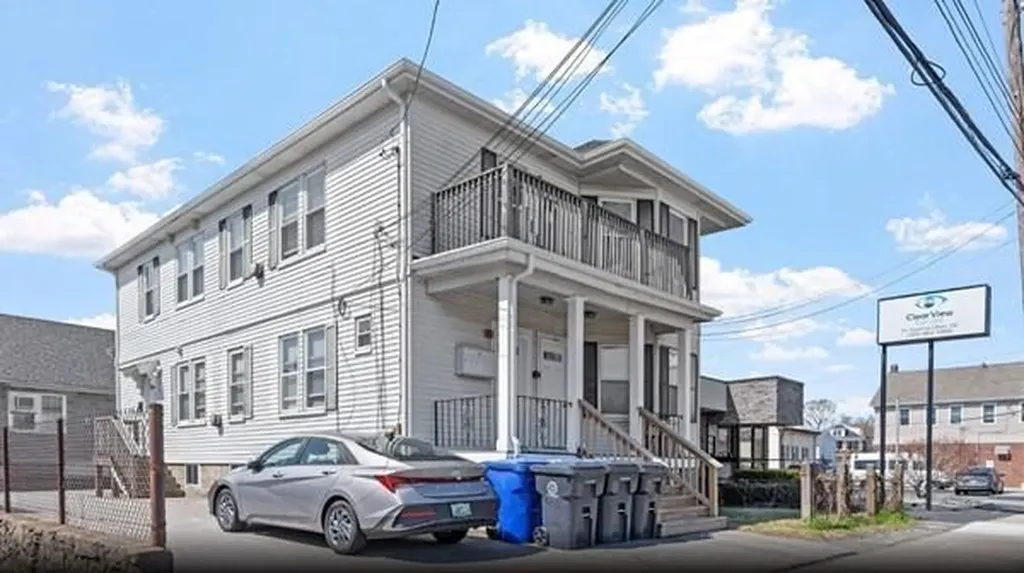 391 Waterman Avenue East Providence RI 02914