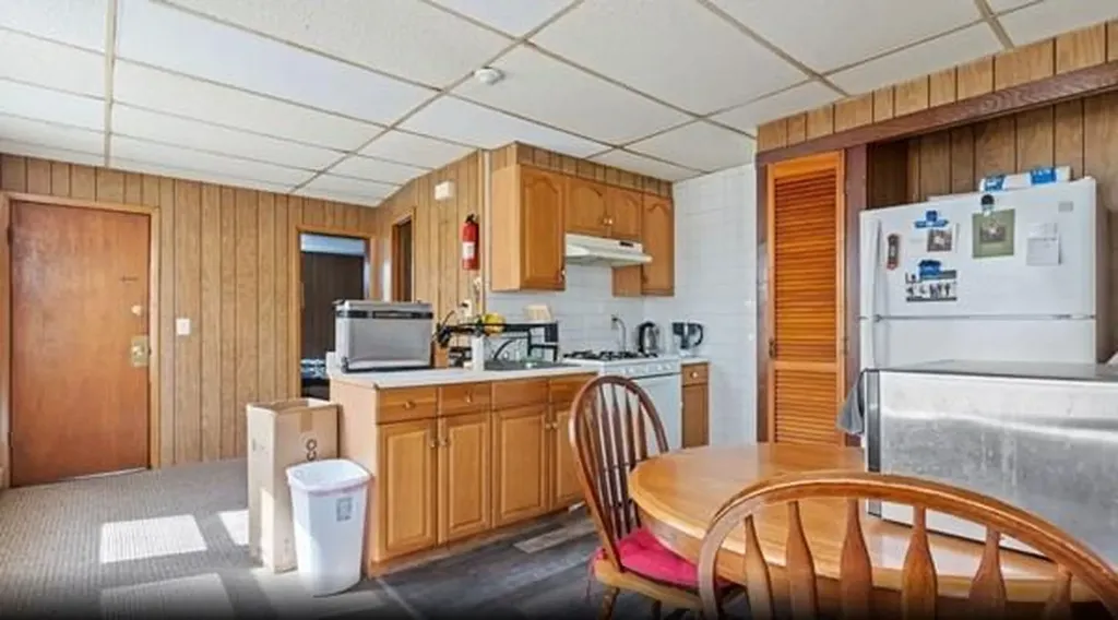 391 Waterman Avenue East Providence RI 02914