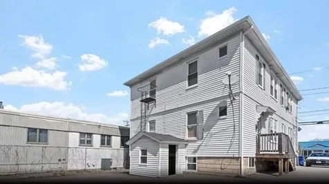 391 Waterman Avenue East Providence RI 02914